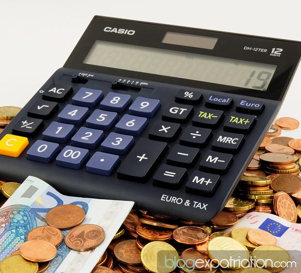 Taux de change : Les conditions et les taux varient selon les prestataires auxquels on s’adresse pour effectuer nos opérations.
