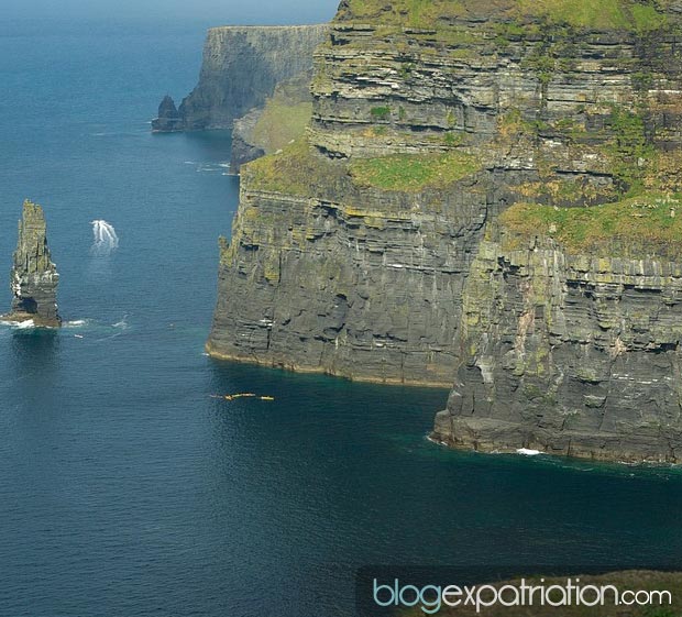 Howth est une ville du Comté de Fingal en Irlande, située dans la périphérie nord de Dublin. Initialement, Howth était juste un petit village de pêcheurs, mais il fait désormais partie intégrante de la banlieue de Dublin