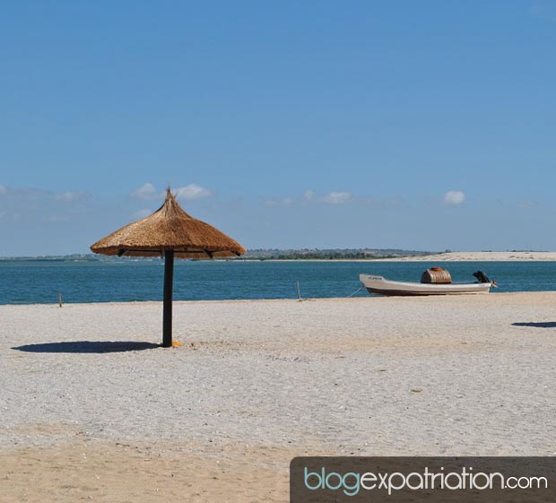 Vivre en Angola : Ce lieu depaysant et loin de la ville vous permettra d'avoir une petite bouffée d'air "pur". 