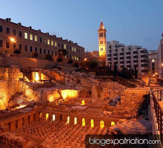 Les Ruines Romaines sont une attraction populaire de Beyrouth et se trouvent derrière Bank street. 